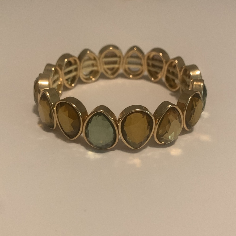 NWOT Chico’s Multi-colored Stretch Bracelet